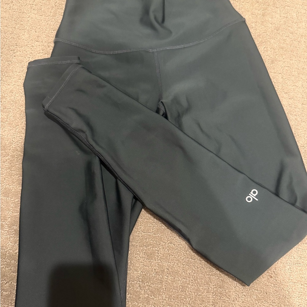 ALO Yoga Charcoal Leggings